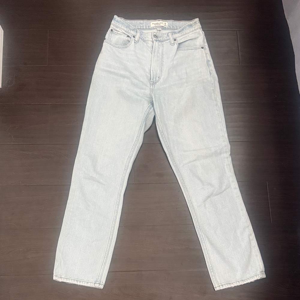 Abercrombie & Fitch Women's Light Blue Straight Jeans